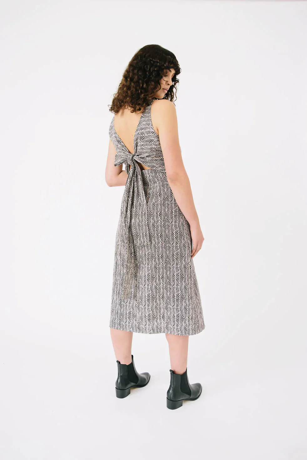 Axis Dress & Skirt - Papercut Patterns - Image 2