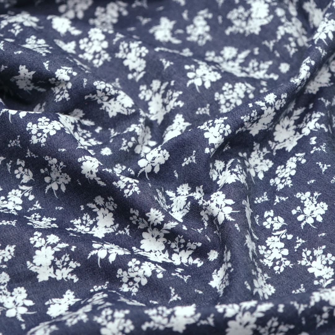 Bouquet Lightweight Denim Shirting - Indigo/Ivory - Image 3