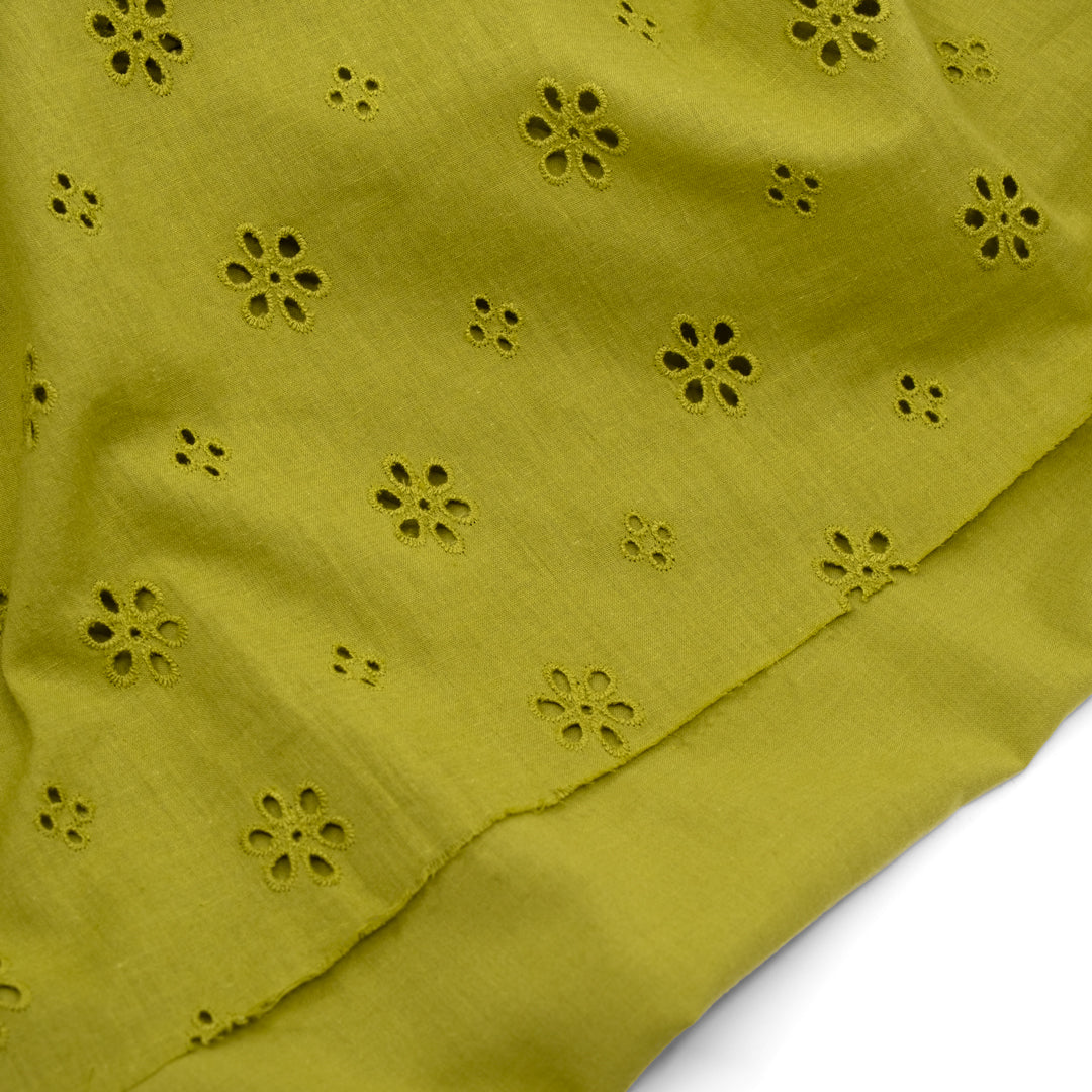 Garden Whispers Cotton Eyelet - Pear - Image 4